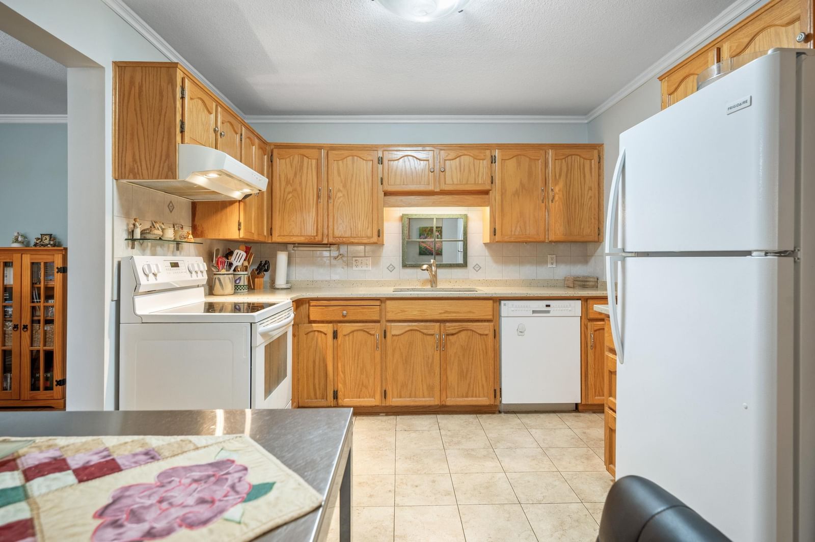 Listing Image 16