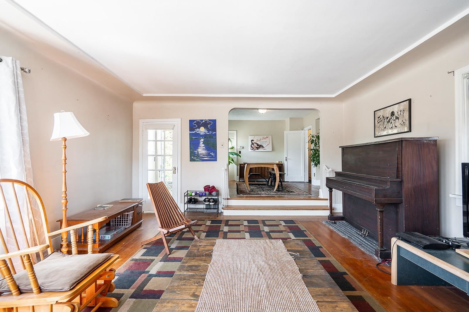 Listing Image 5