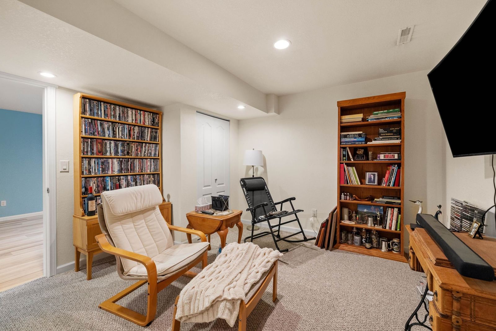 Listing Image 22