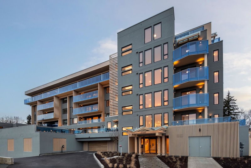 202 - 33160 Plaxton Crescent