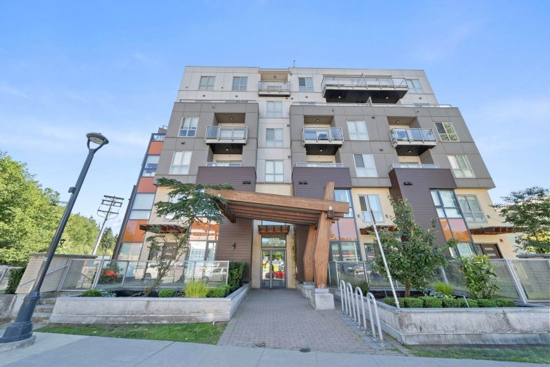 502 - 13978 Fraser Highway