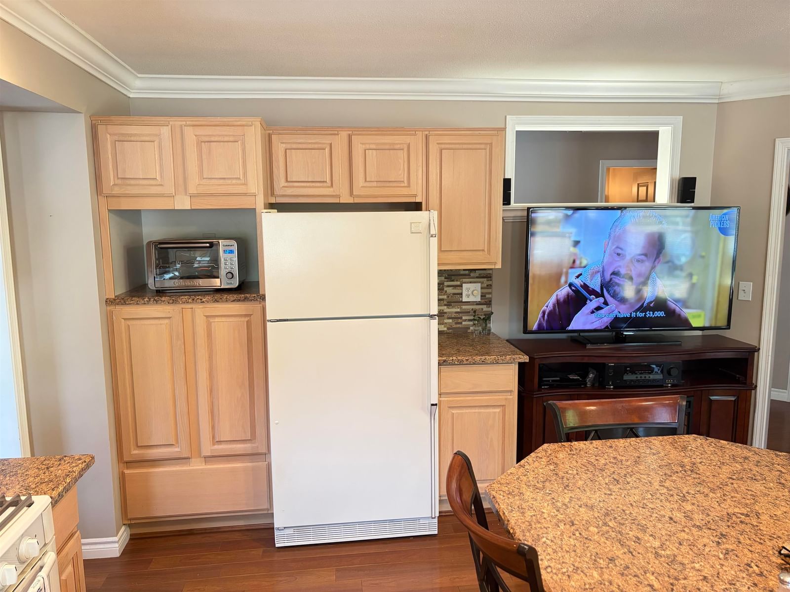Listing Image 11