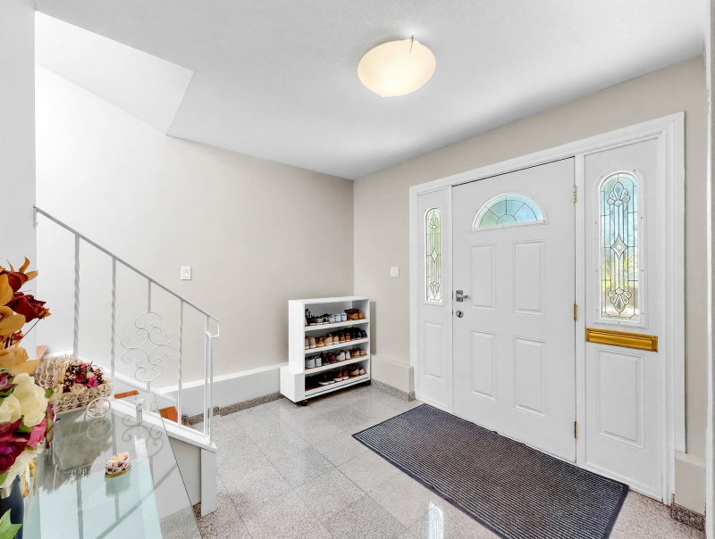 245 63rd Avenue W