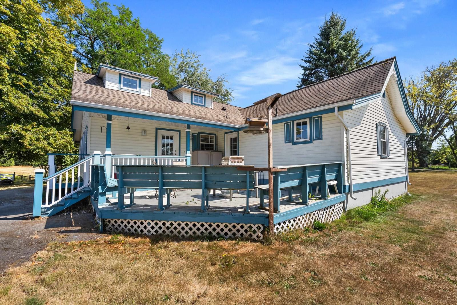 Listing Image 11