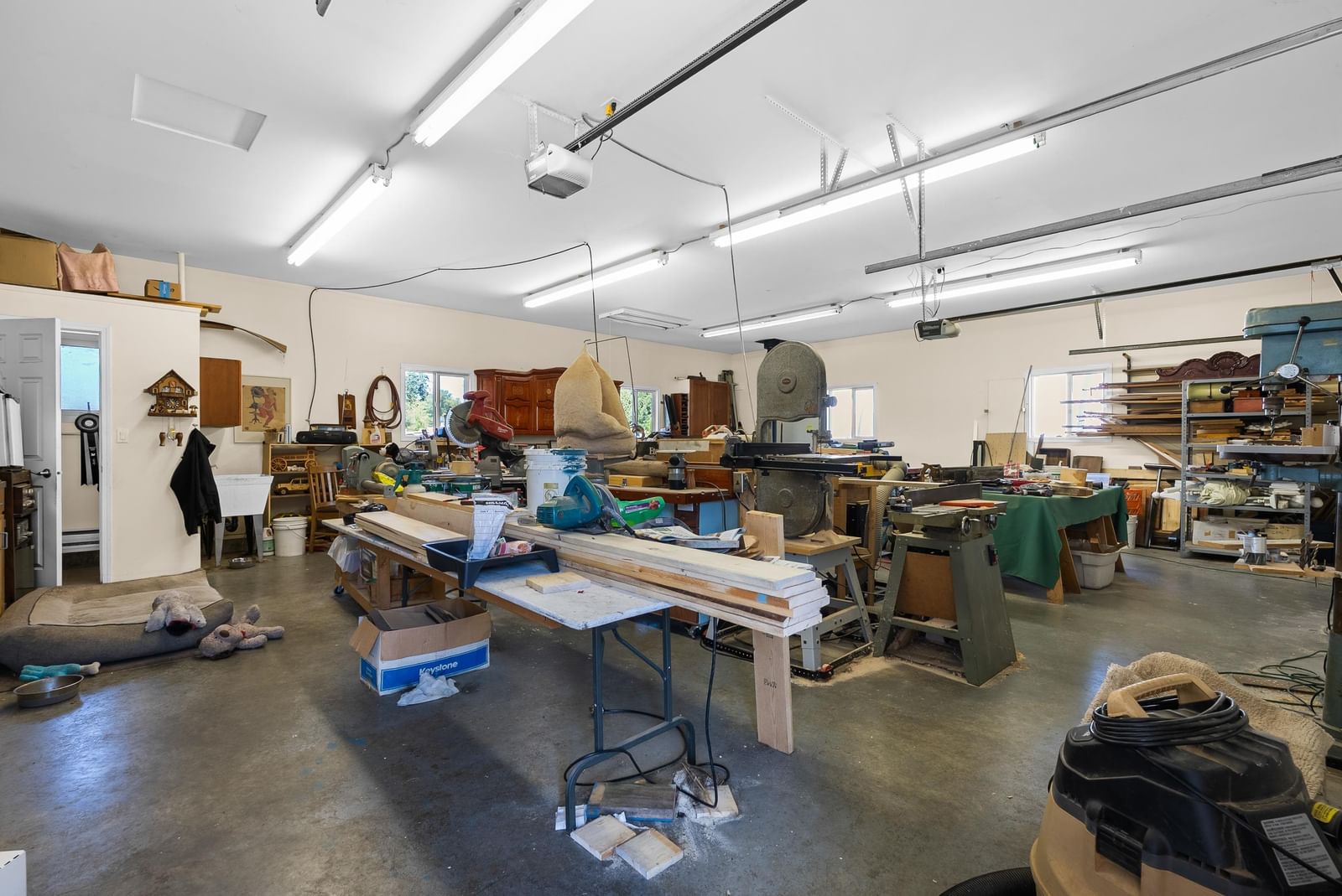 Listing Image 31