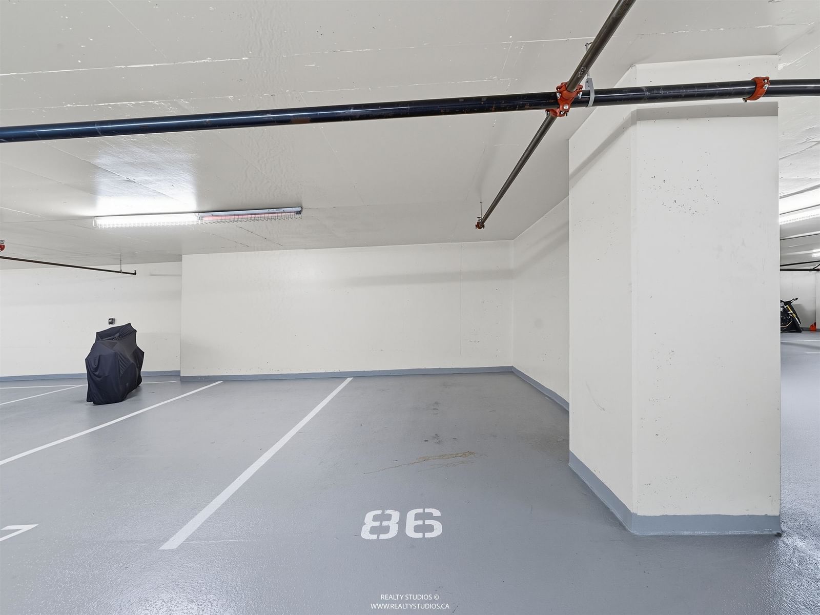 Listing Image 28