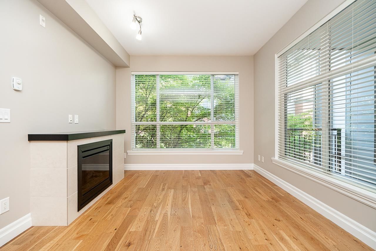 Listing Image 20