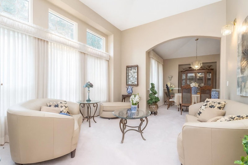 6779 Chateau Court