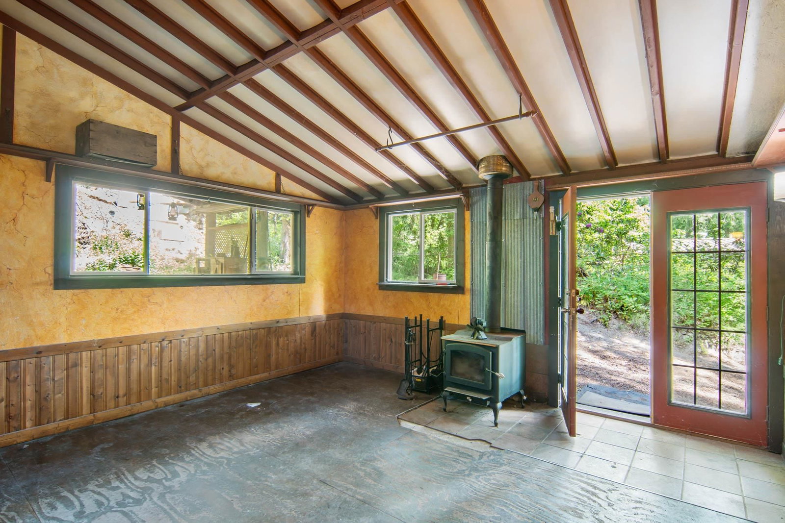 Listing Image 8