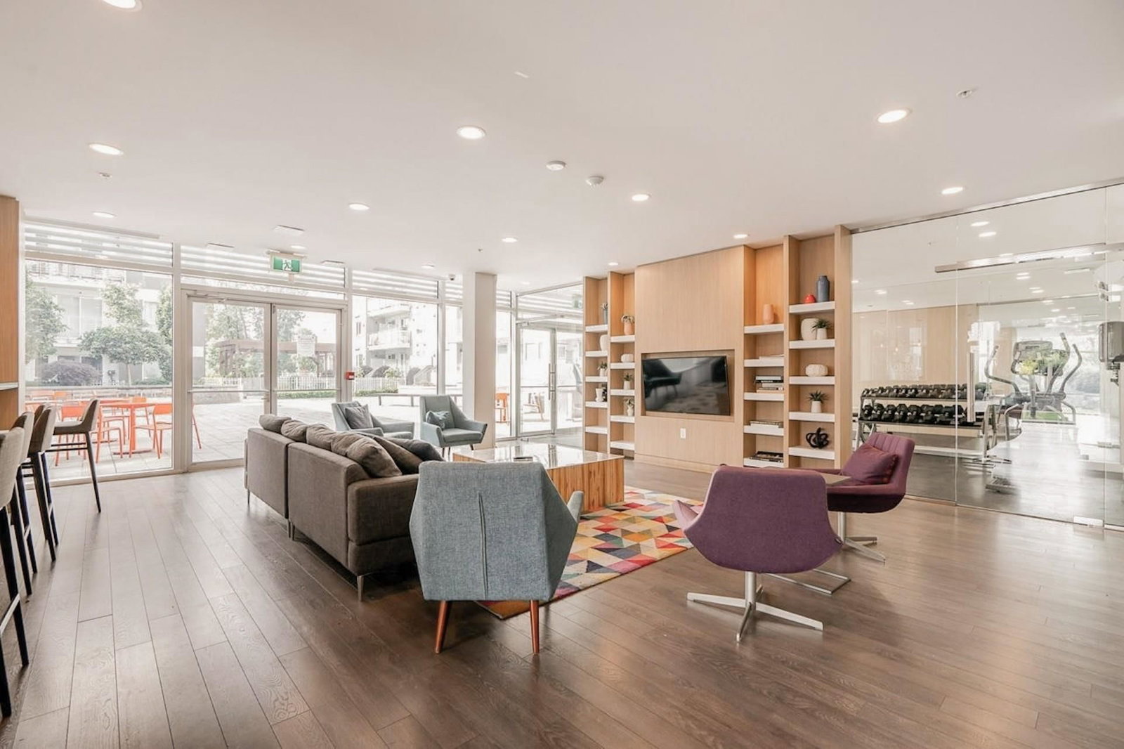 Listing Image 10