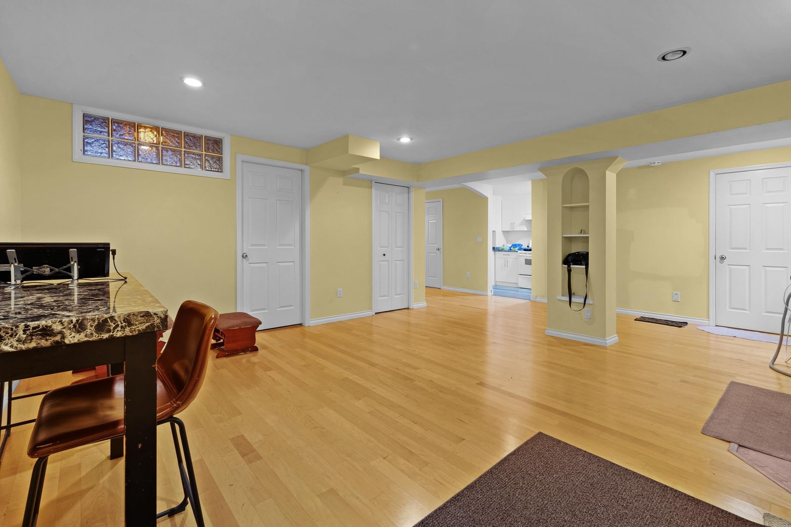 Listing Image 22