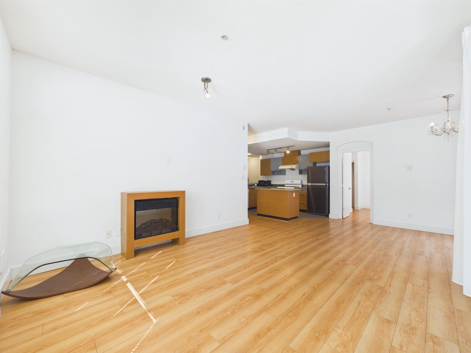 Listing Image 24