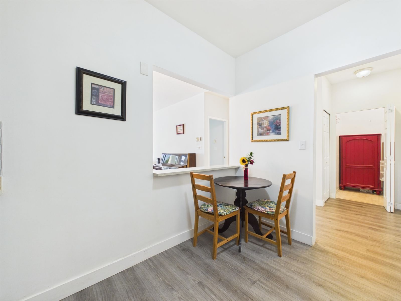Listing Image 18