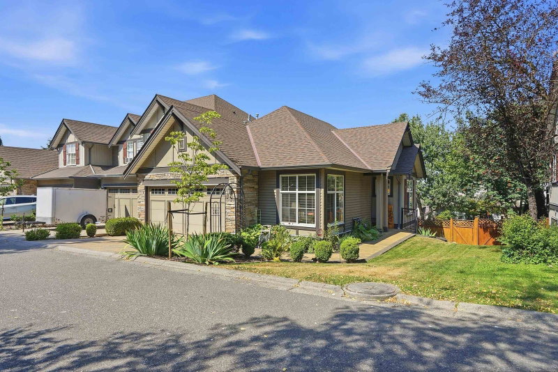 25 - 5900 Jinkerson Road