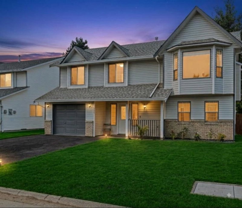7487 Garnet Drive