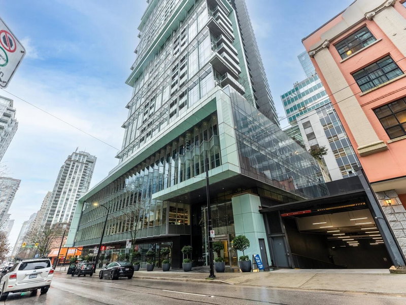2011 - 777 Richards Street