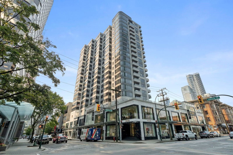1506 - 1060 Alberni Street