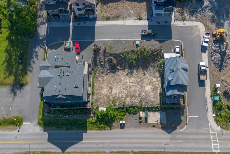 1084 Foxglove Lane