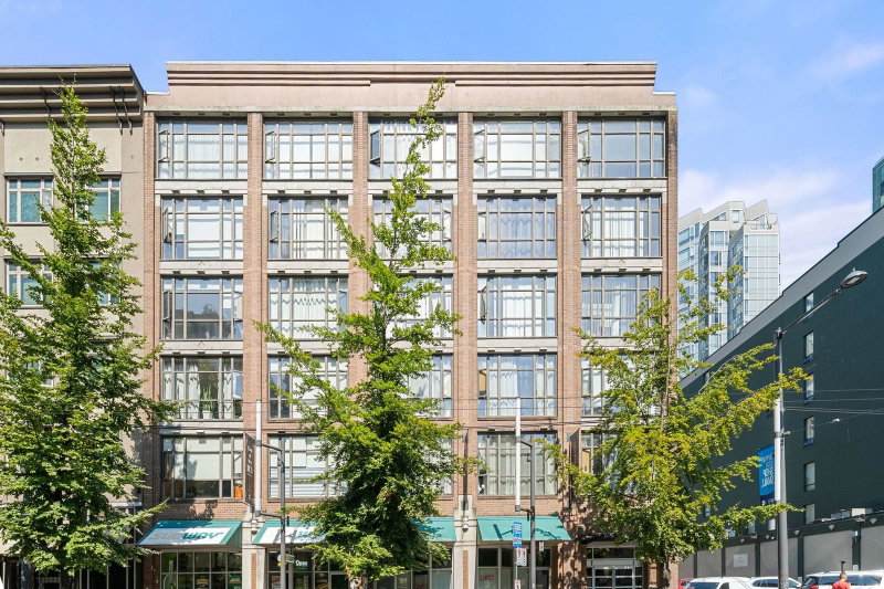 602 - 1249 Granville Street