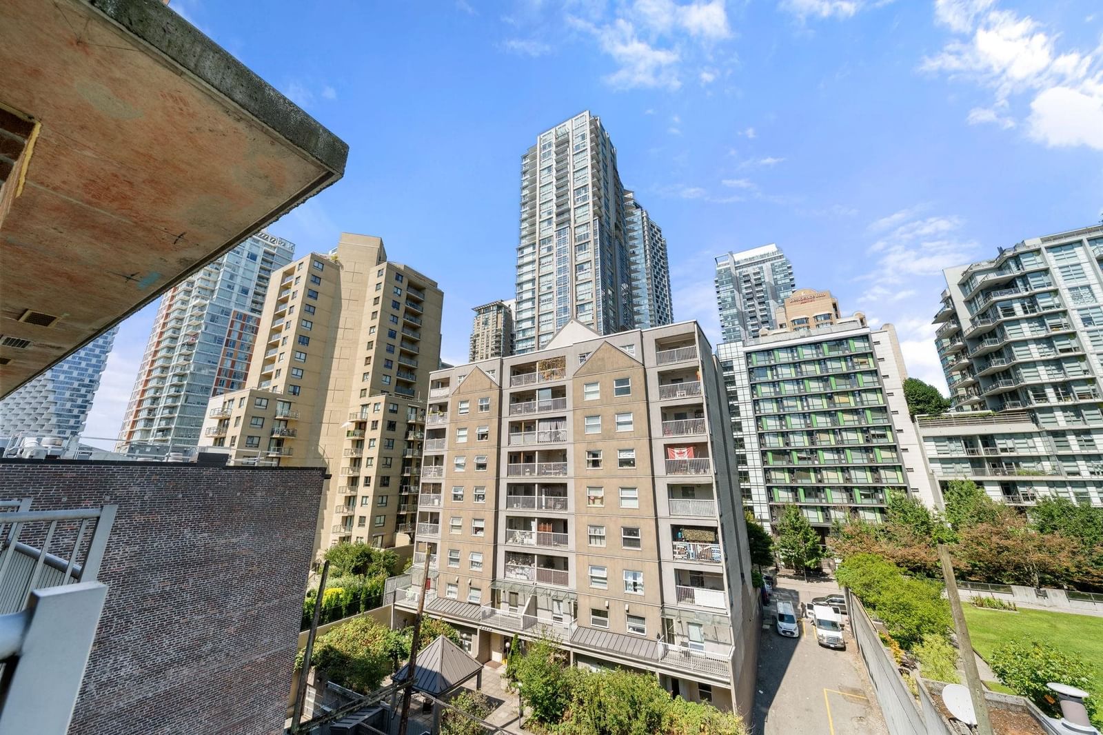 Listing Image 15