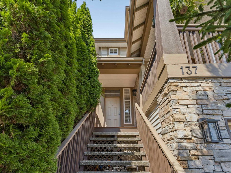 137 Forest Park Way