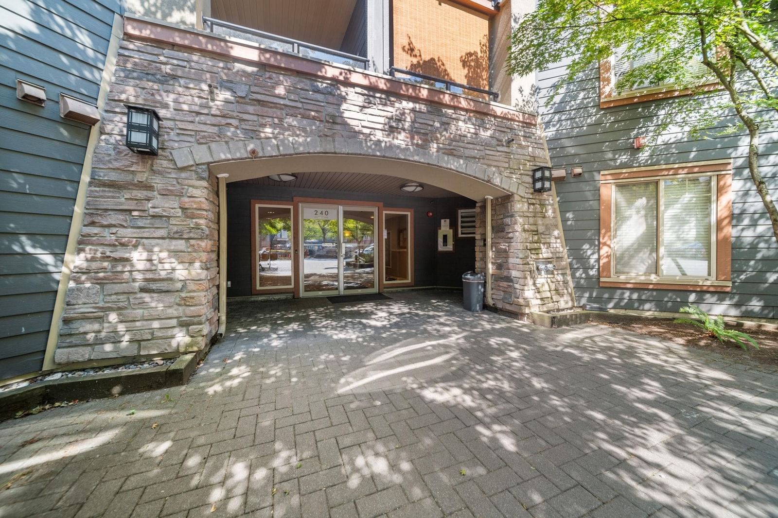 Listing Image 37