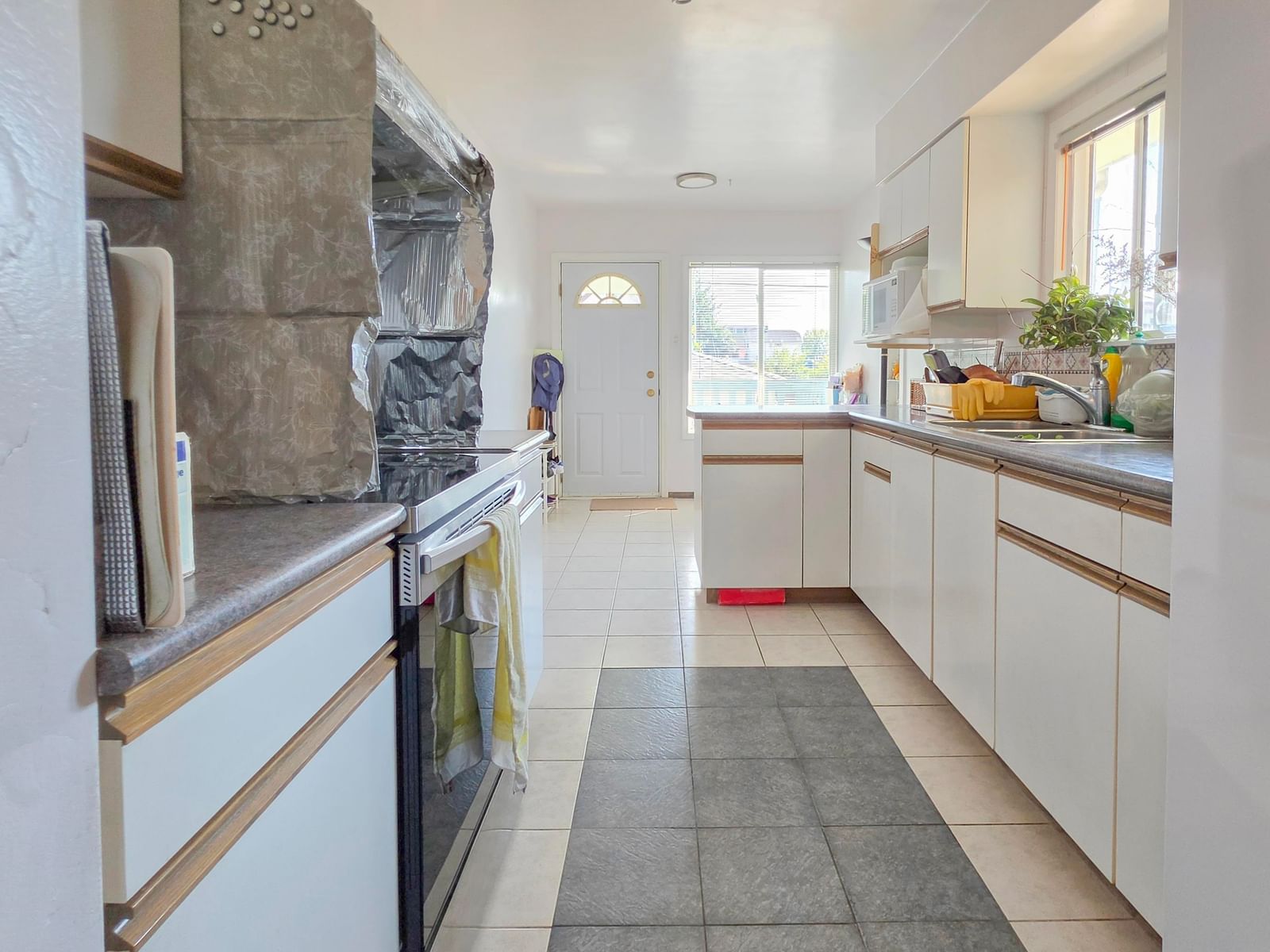 Listing Image 19