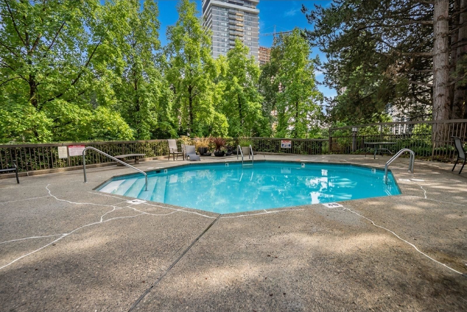 Listing Image 33