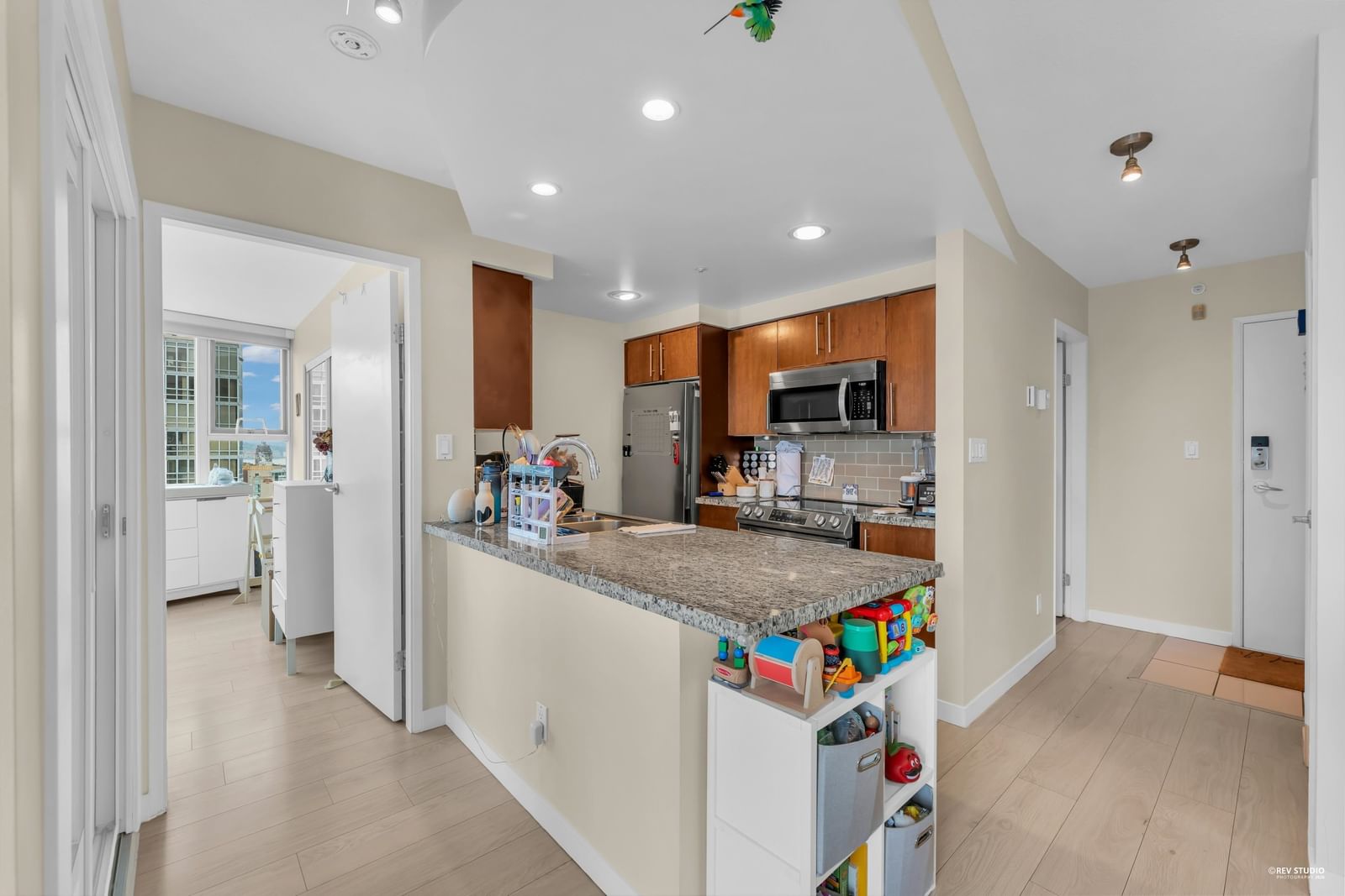 Listing Image 14
