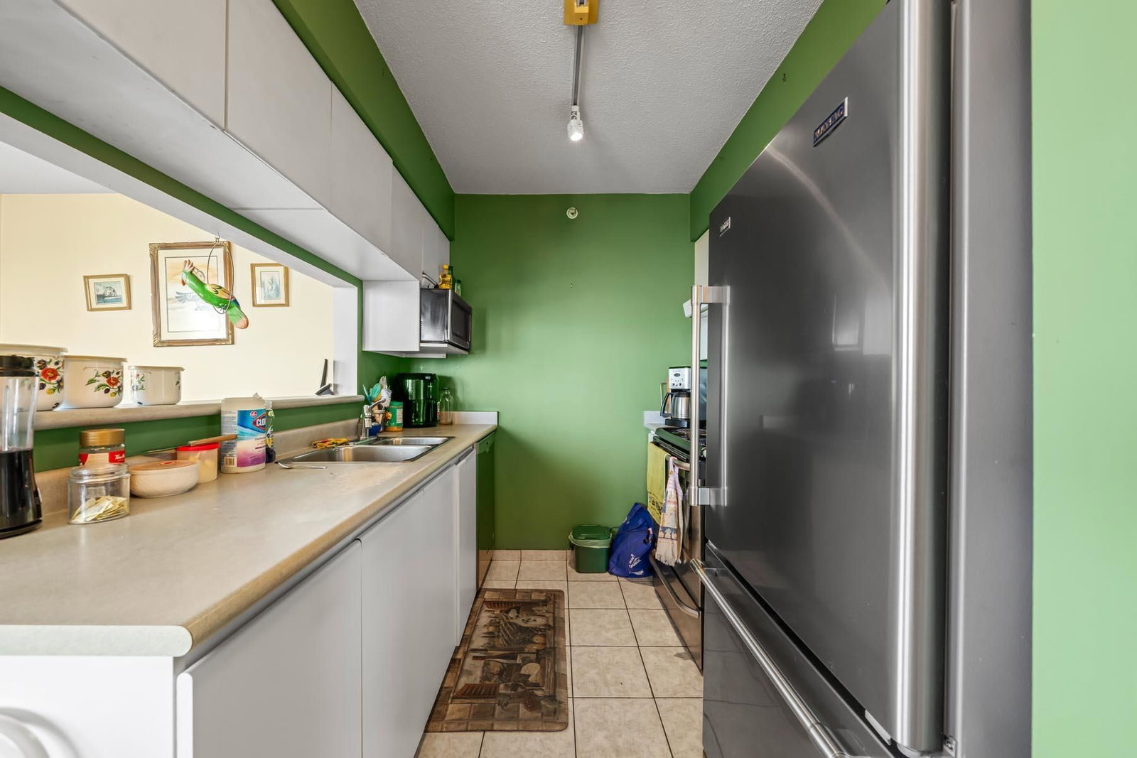 Listing Image 9