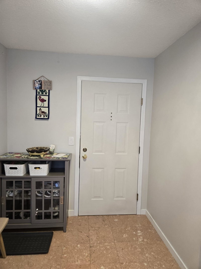 302 - 7651 Abercrombie Drive