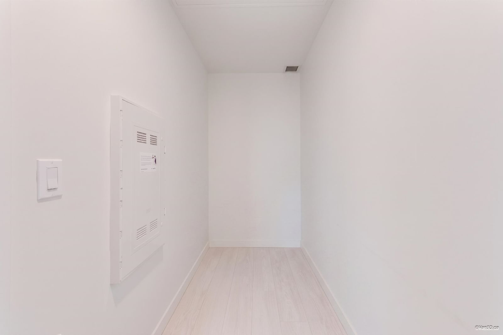 Listing Image 27