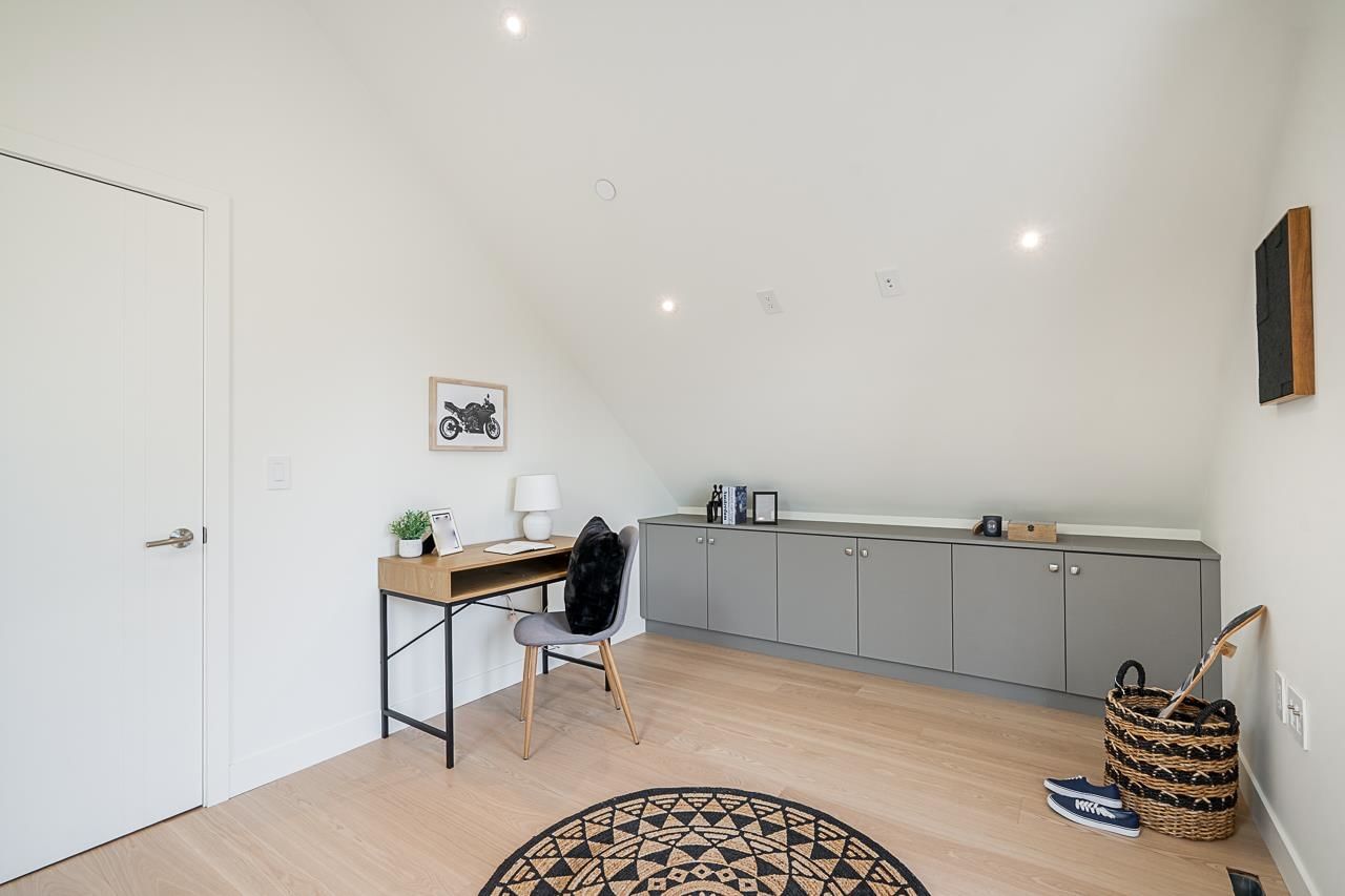 Listing Image 28