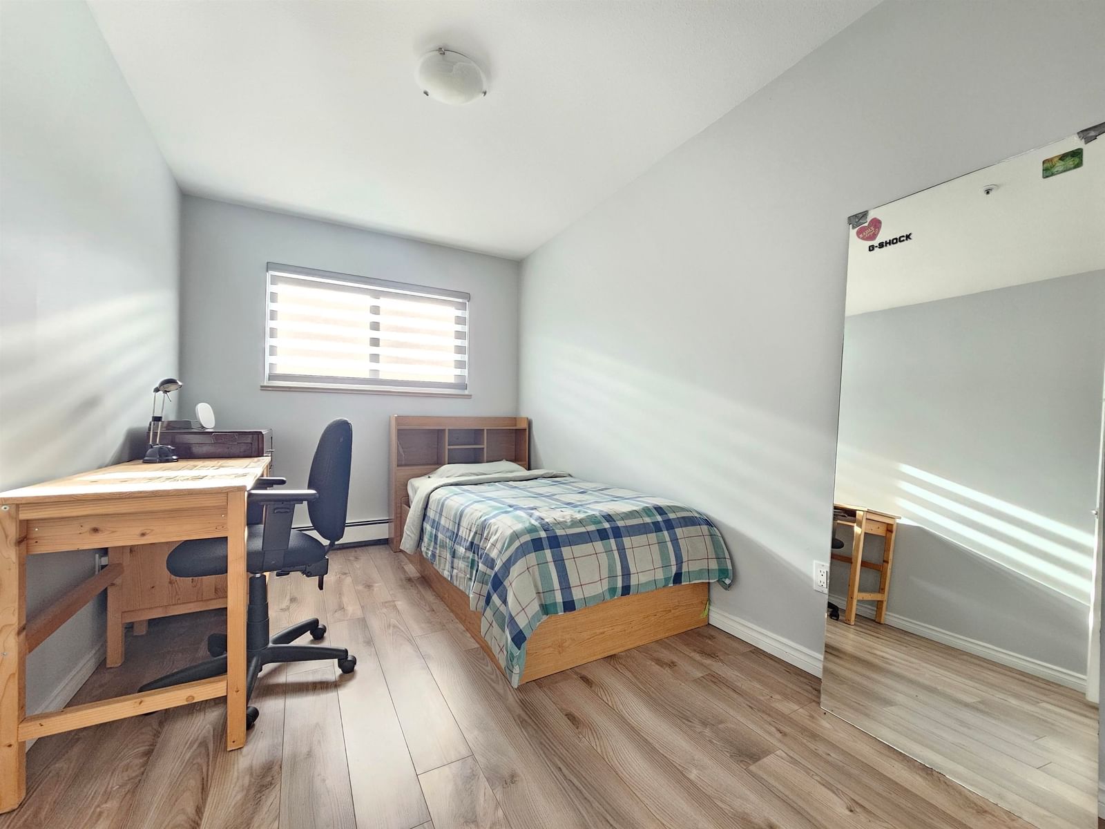 Listing Image 25