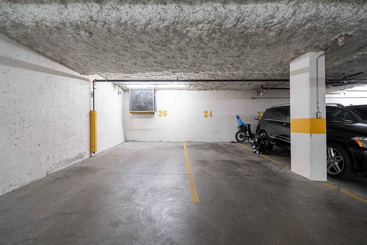 Listing Image 38