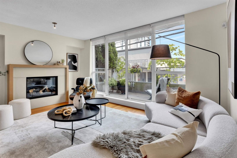 202 - 1530 8th Avenue W