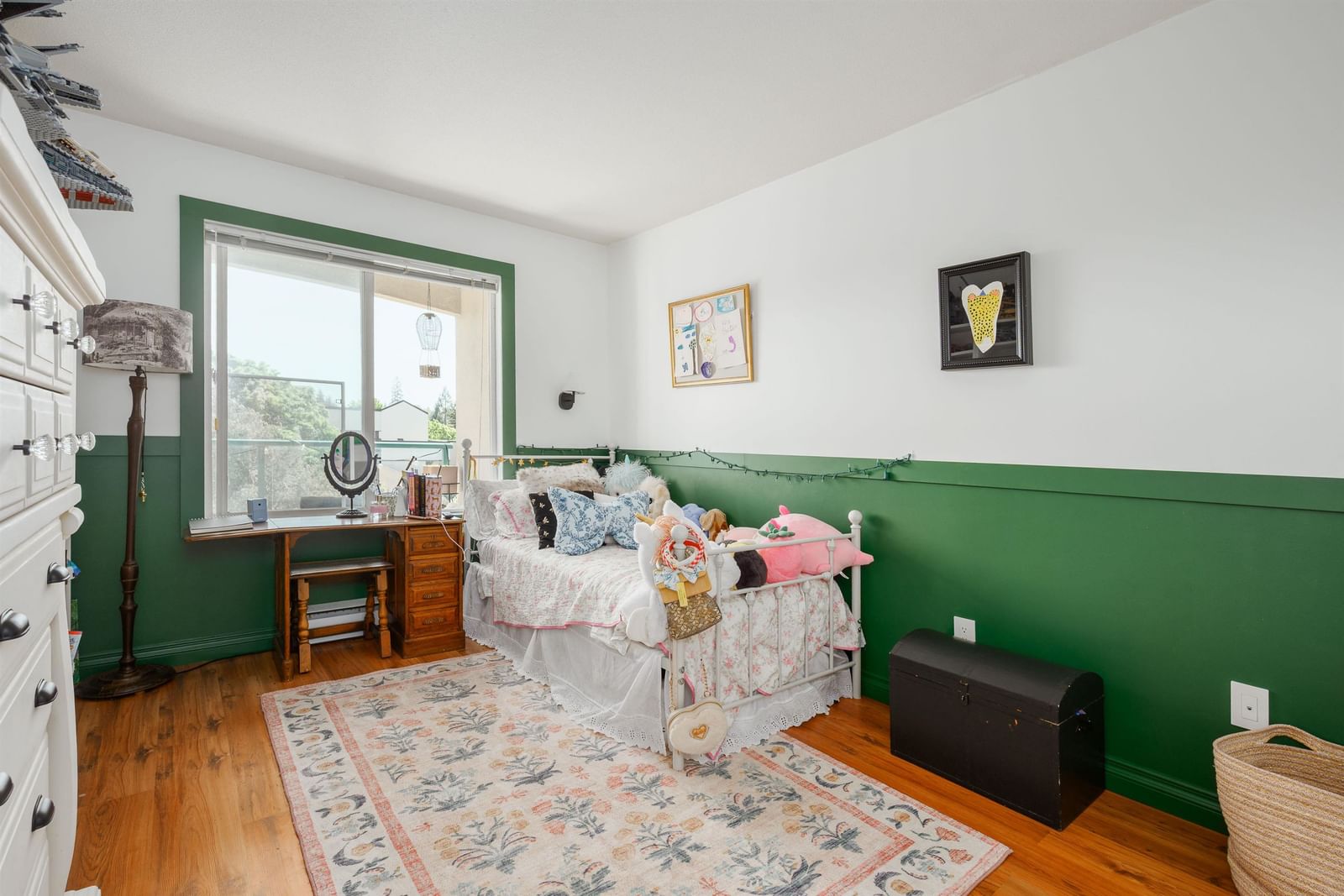 Listing Image 25