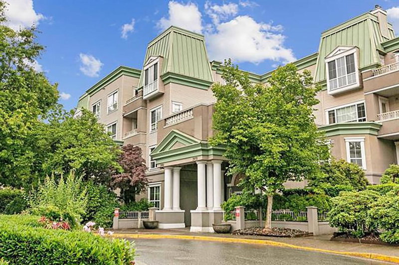 120 - 2970 Princess Crescent