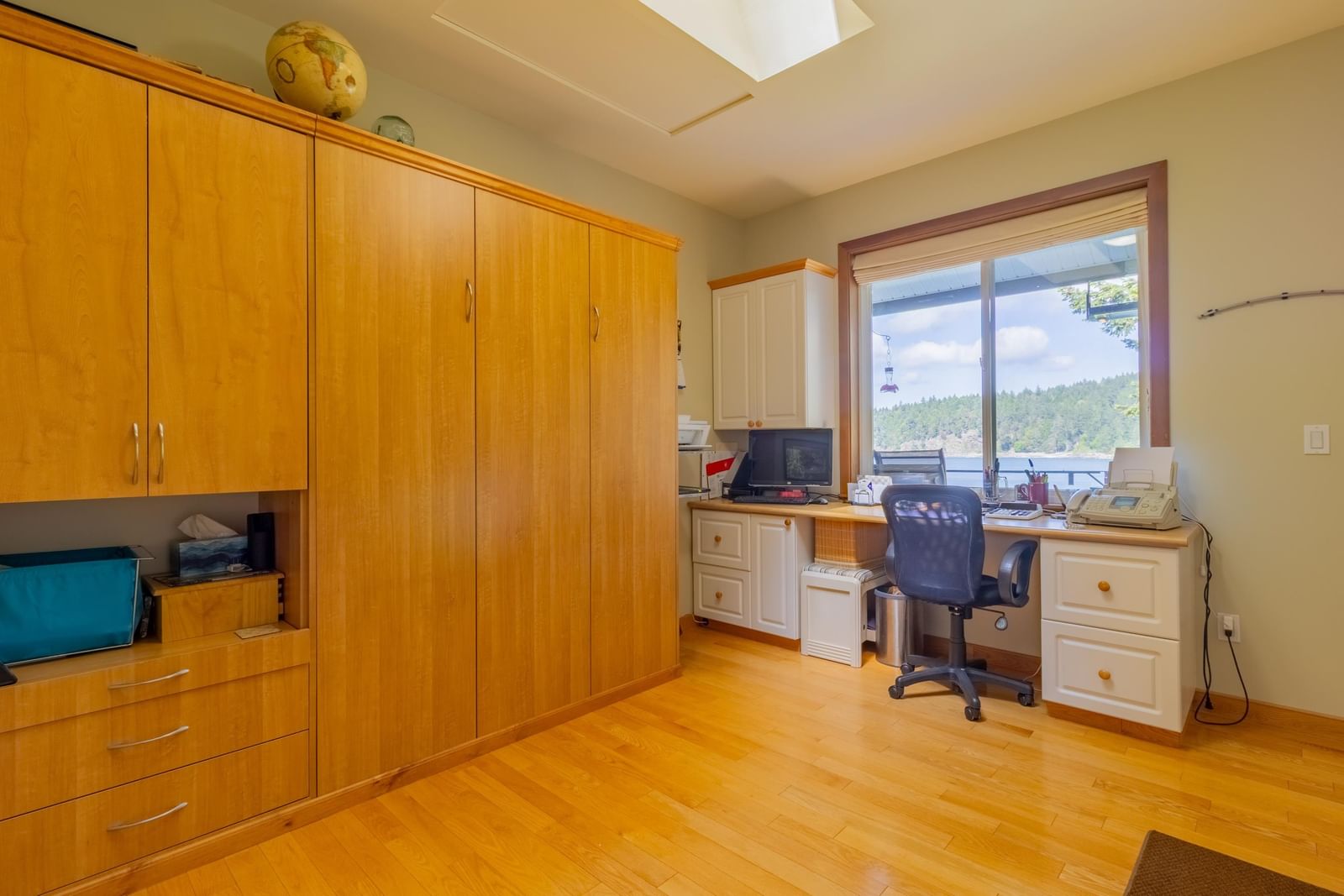Listing Image 13
