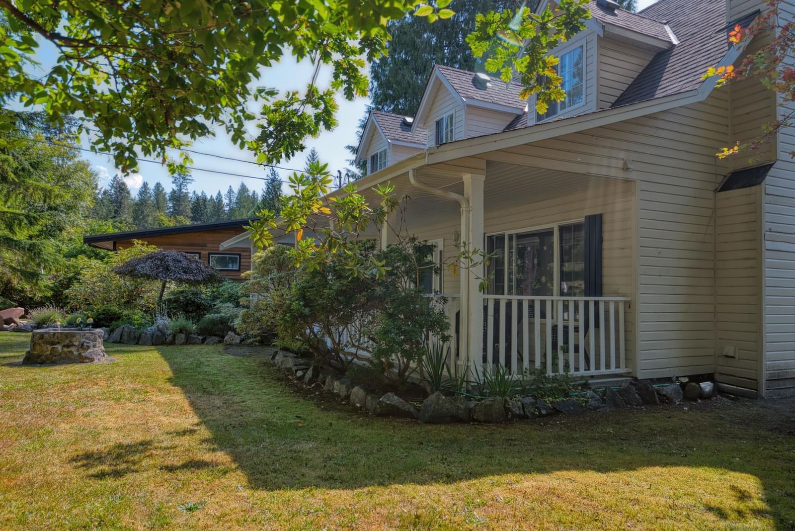Listing Image 5