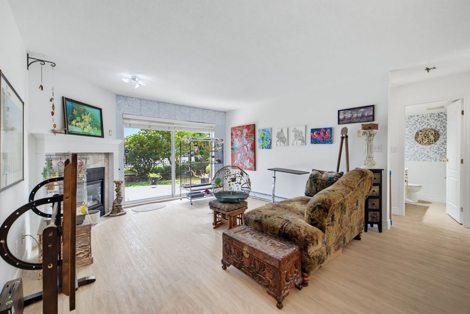 Listing Image 9