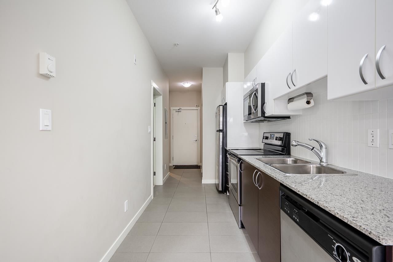 Listing Image 18