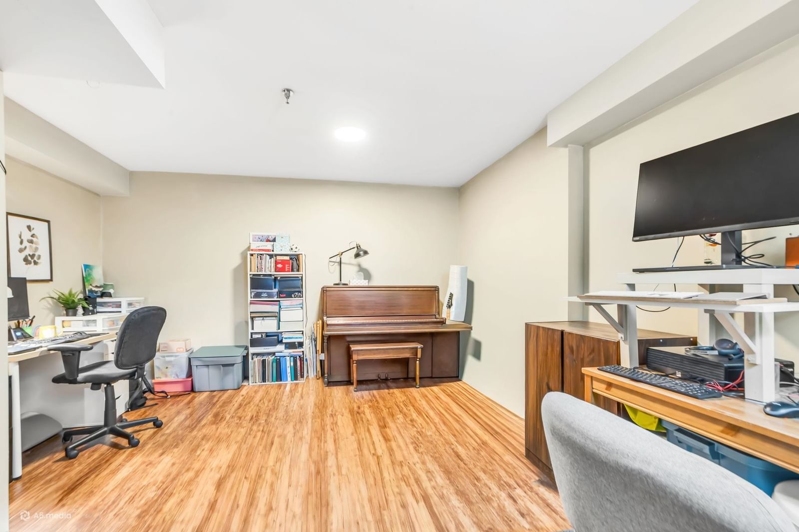 Listing Image 22