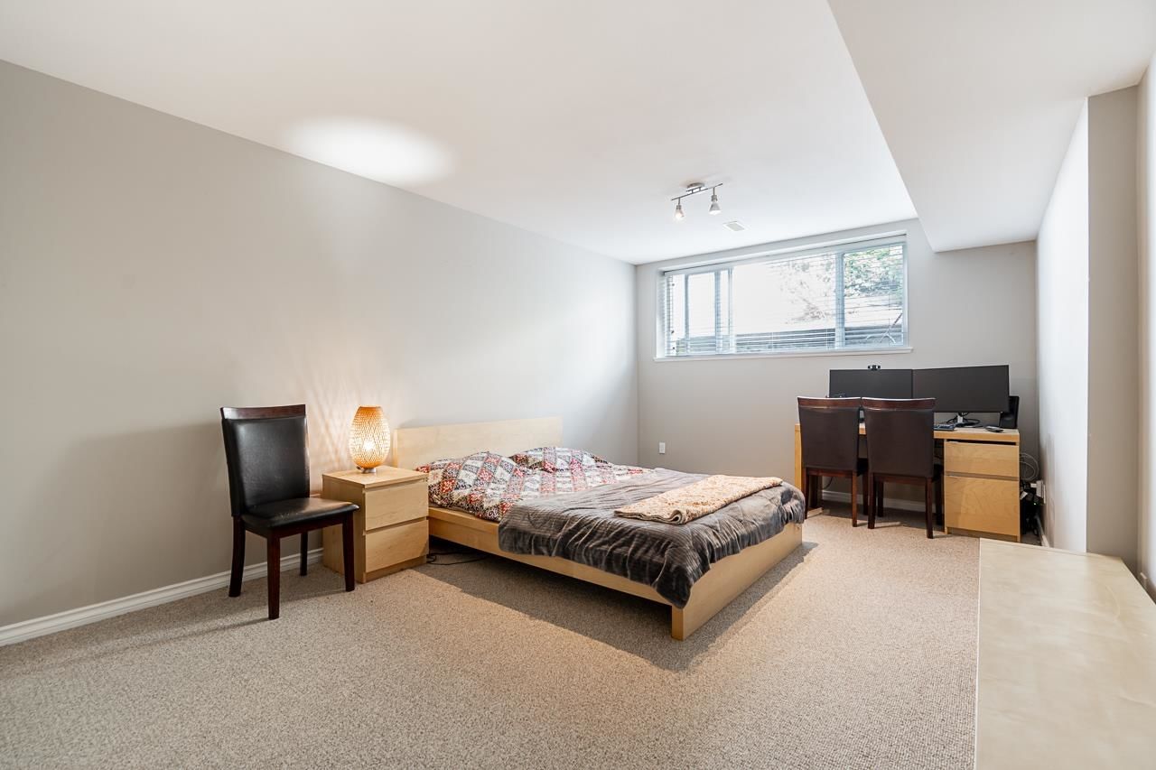 Listing Image 23