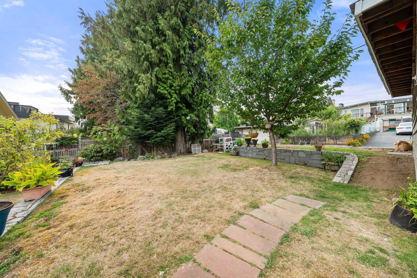 Listing Image 27