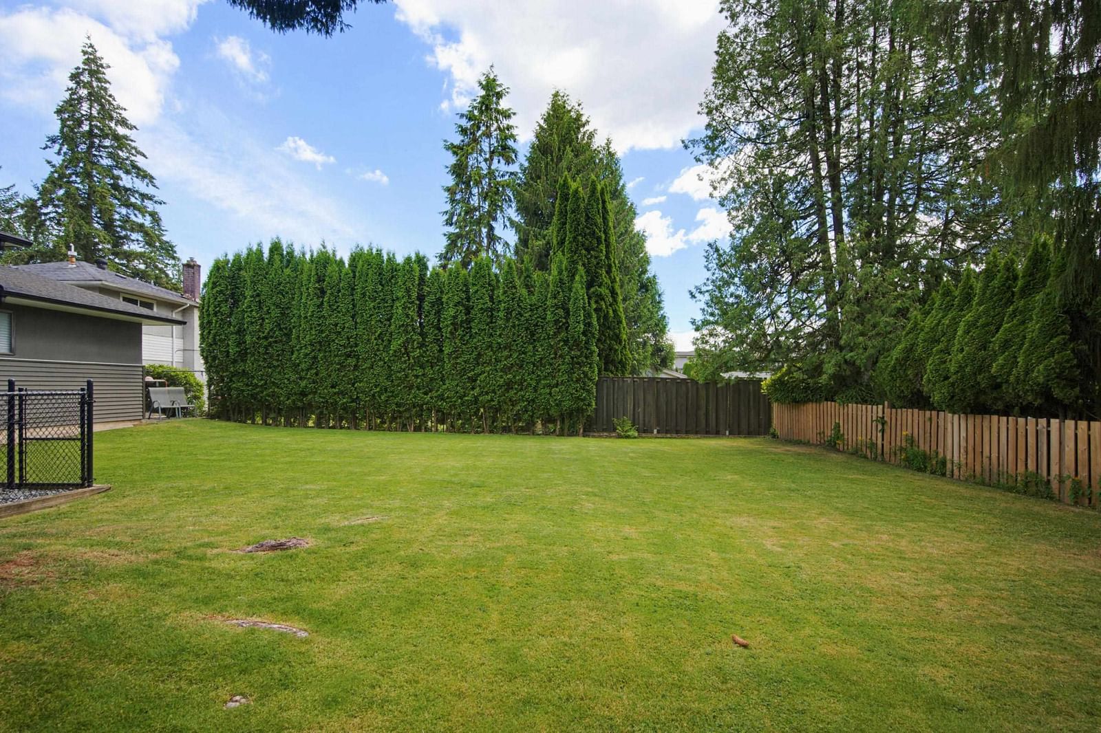 Listing Image 36