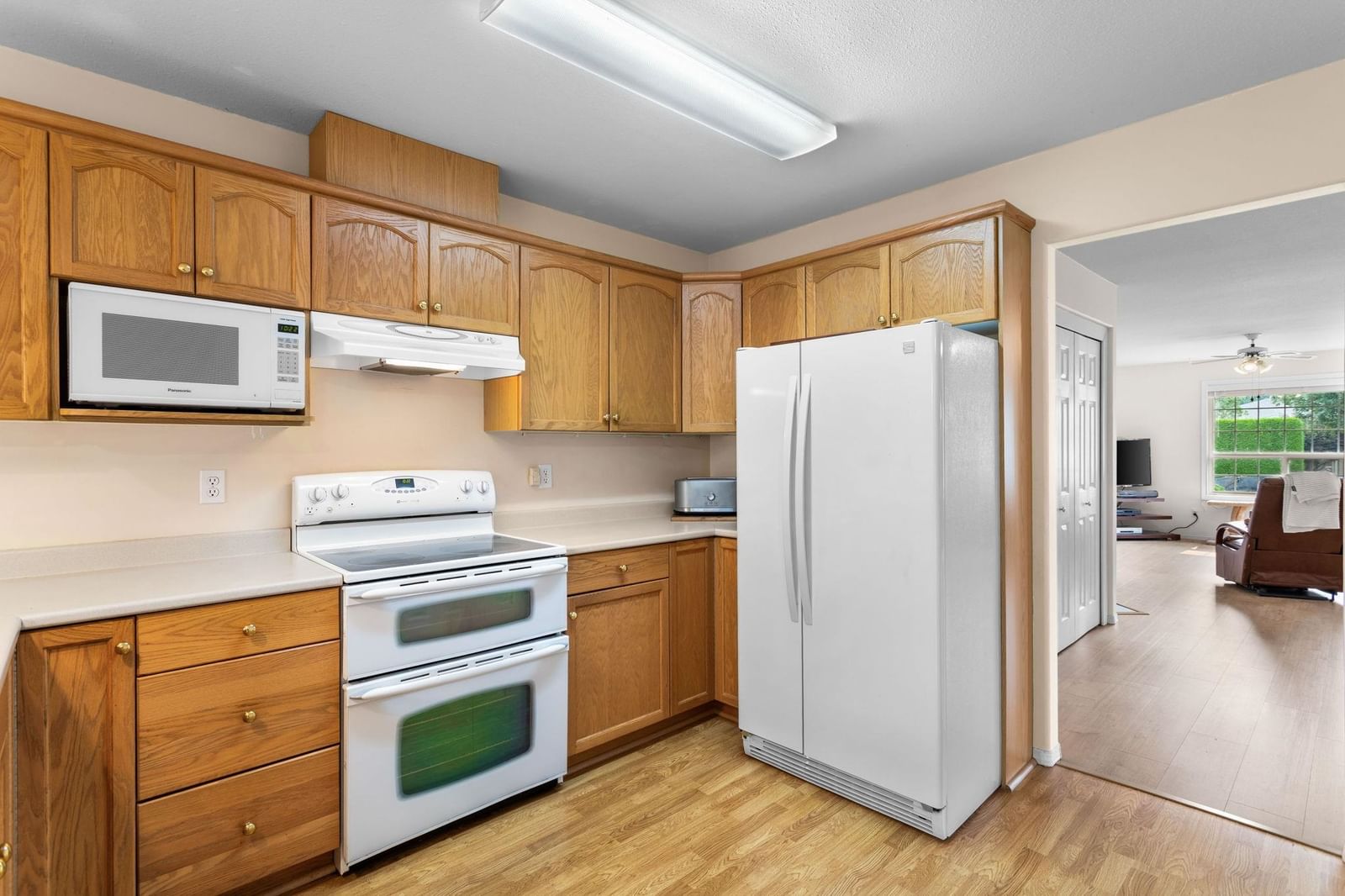 Listing Image 20