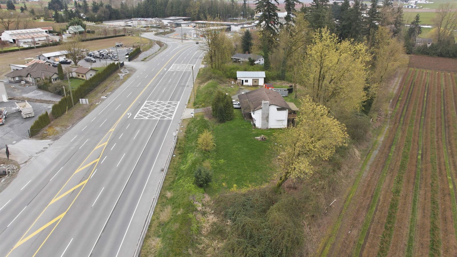 Listing Image 8