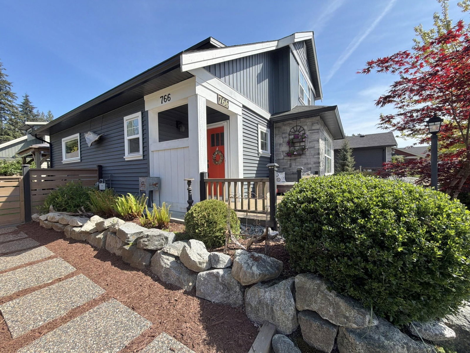 Listing Image 4
