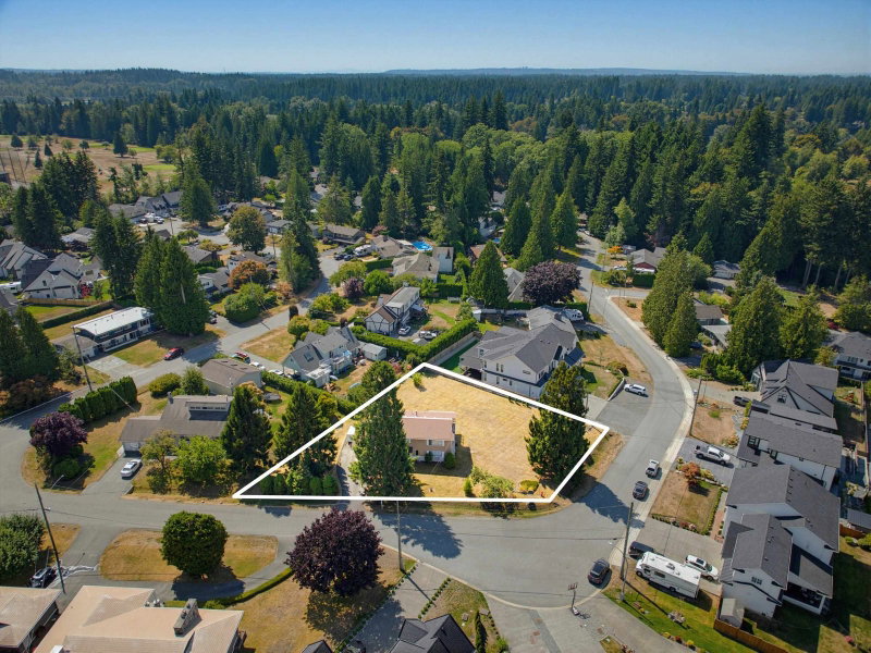 4503 Southridge Crescent